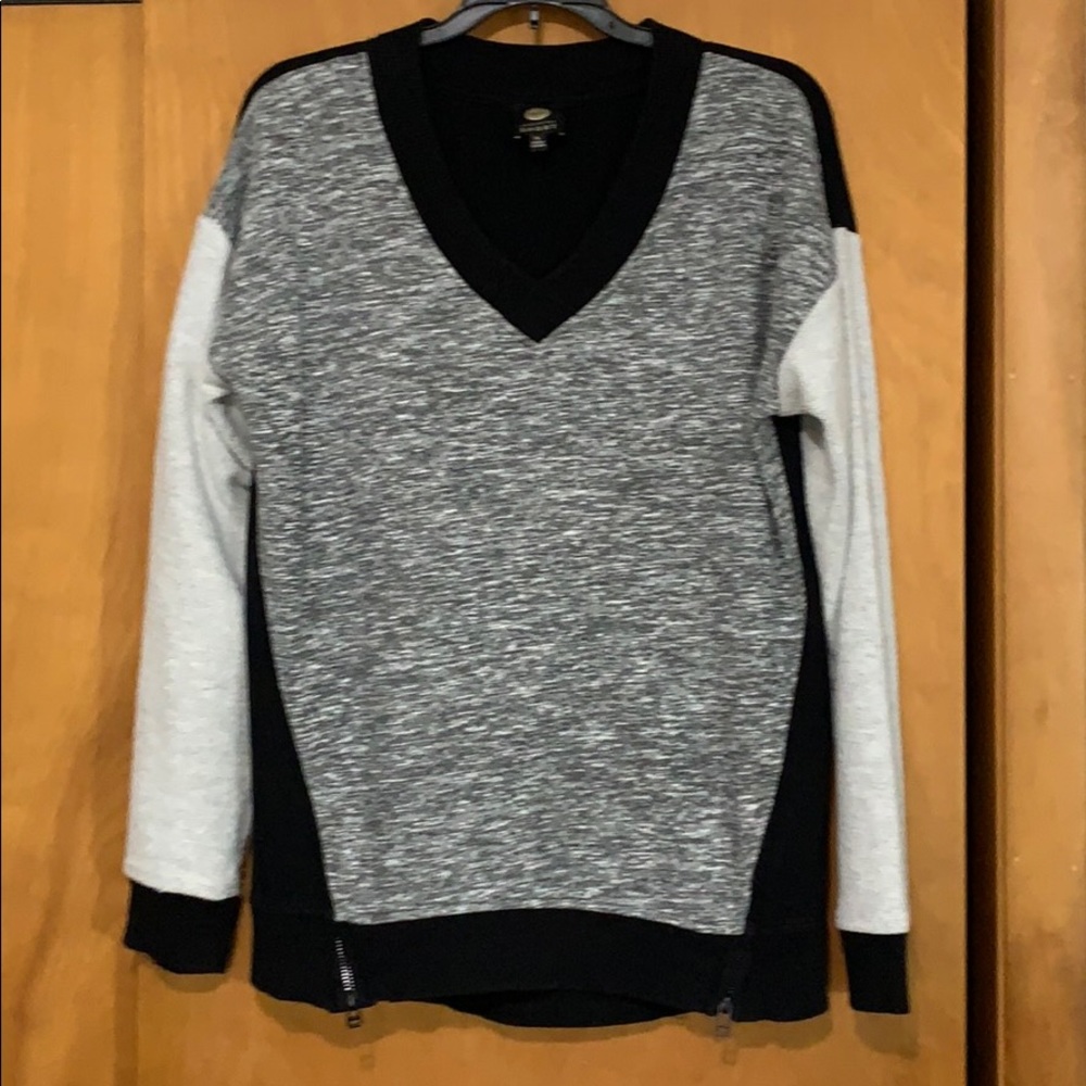 Dressy sweatshirt